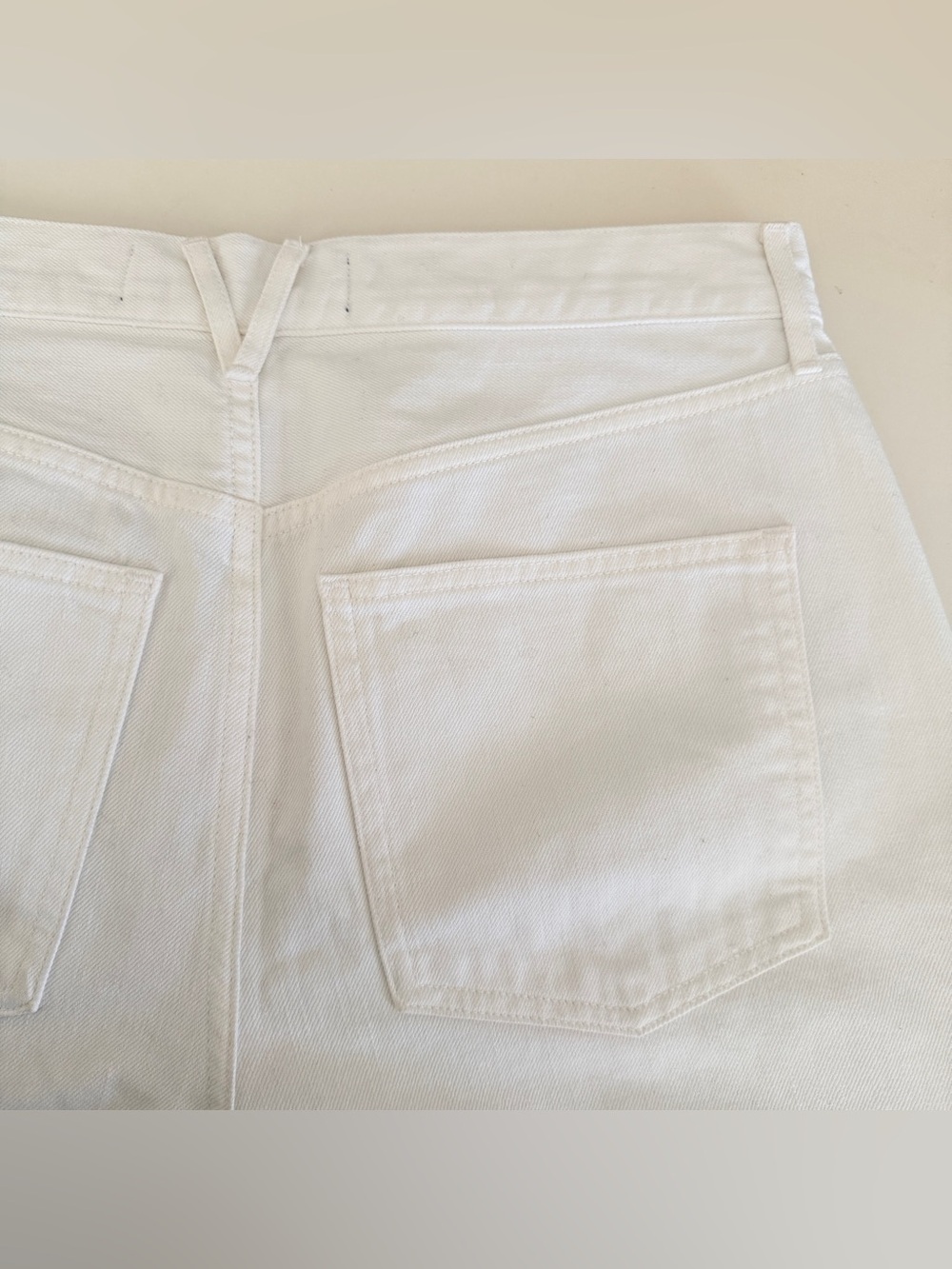 Veronica Beard Taylor Cropped Wide-Leg Jean in White Raw Hem - Picture 8 of 14